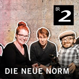 Titelbild des Podcastes „Die neue Norm“ mit den drei Medienschaffenden: Judyta Smykowski, Jonas Karpa und Raúl Krauthausen